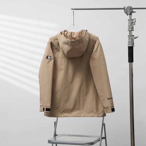 MLB Green Hooded Jacket - Picture 2 of 9